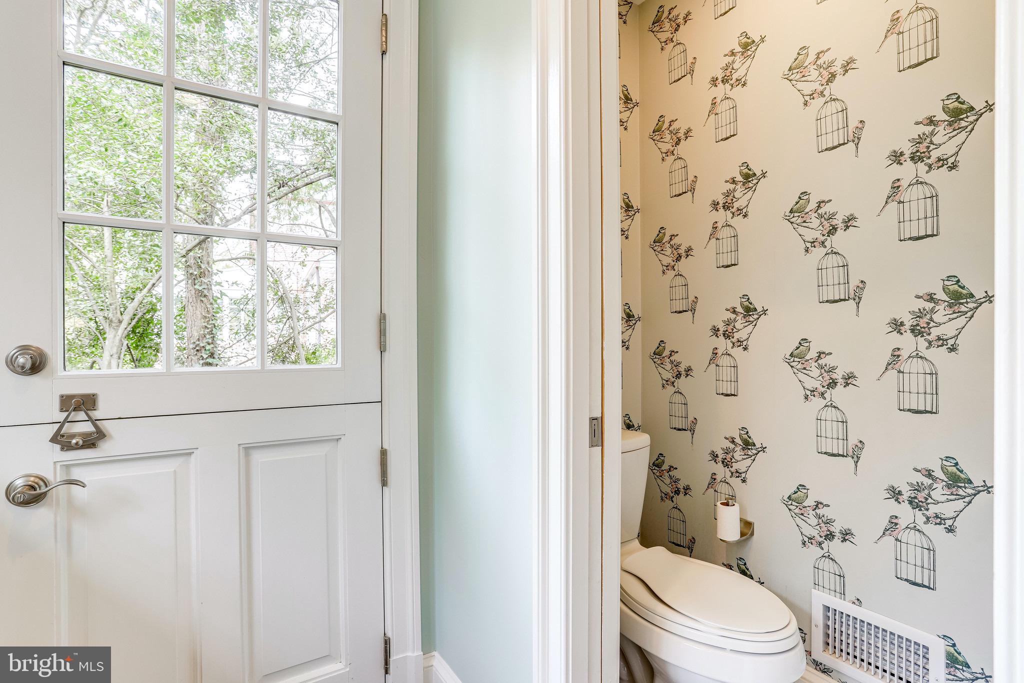 323 Mansion Drive Alexandria, VA 22302 - Photo 31 of 47