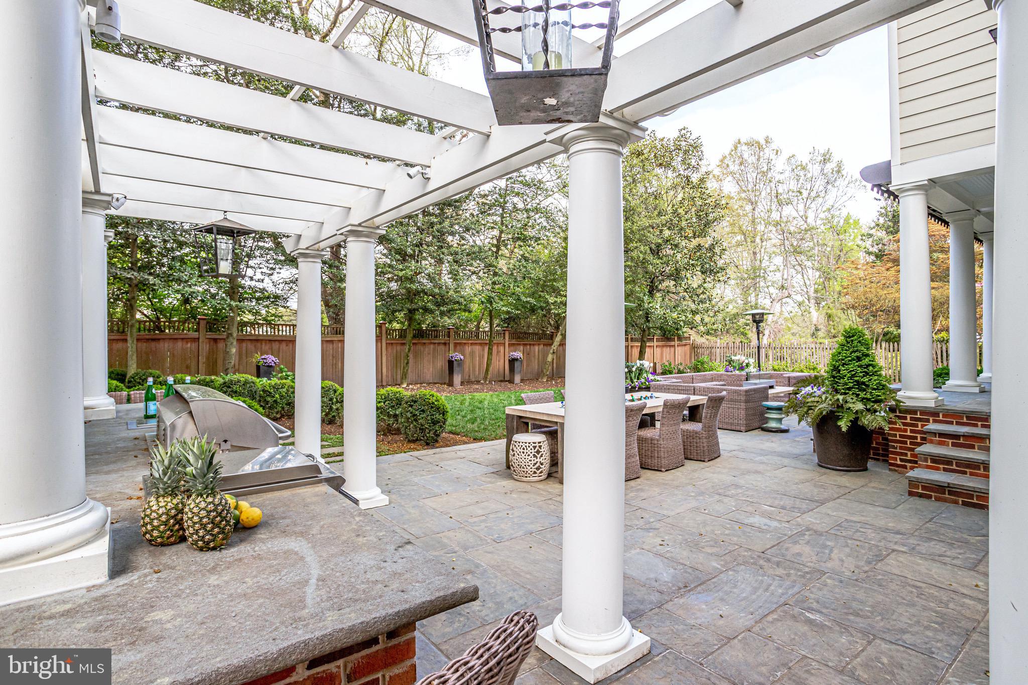 323 Mansion Drive Alexandria, VA 22302 - Photo 39 of 47