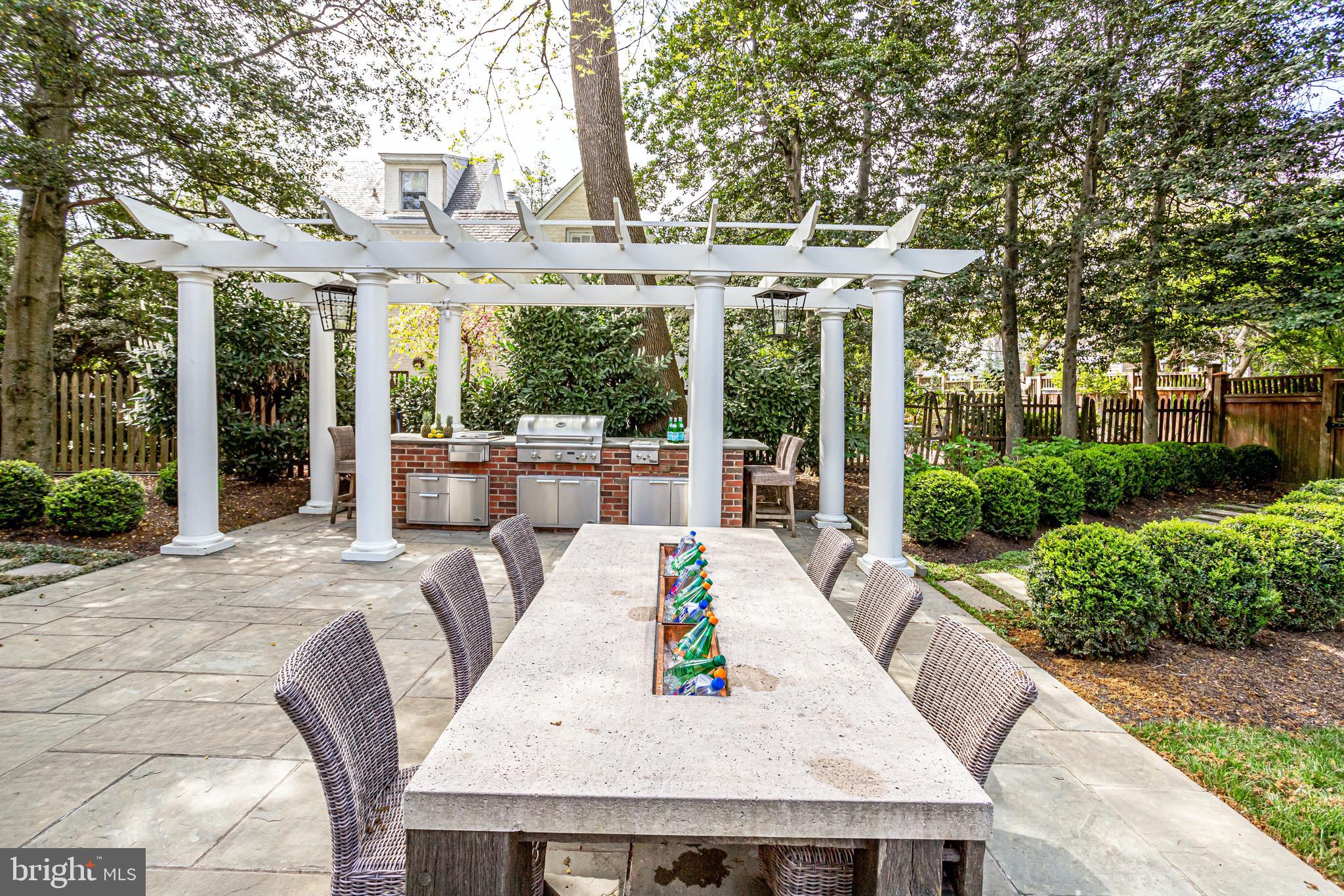 323 Mansion Drive Alexandria, VA 22302 - Photo 42 of 47