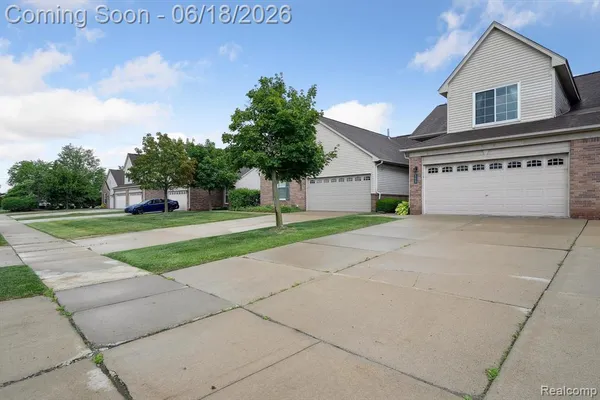 $239,999 | 183 Daniel Avenue, Westland, MI 48186