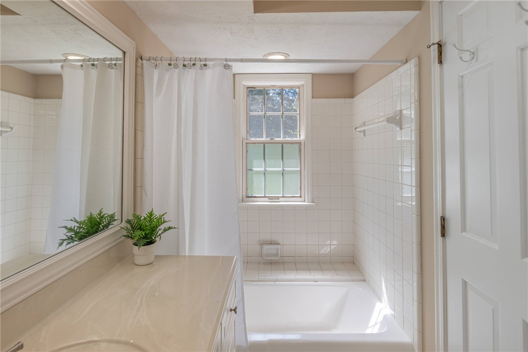 1987 West Alex Bell Road, Unit 4 Dayton, OH 45459 - Photo 18 of 28 Gallery Image 18
