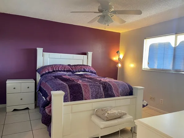 $1,600 | 2615 Northeast 3rd Street, Unit 302, Boynton Beach, FL 33435