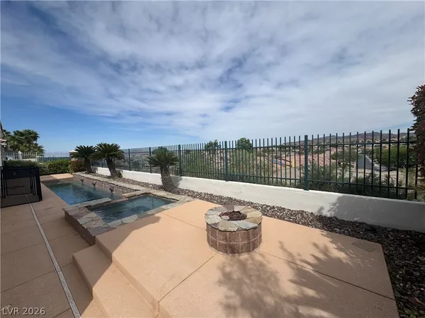 $3,400 | 1104 VÃa Appianna, Henderson, NV 89052