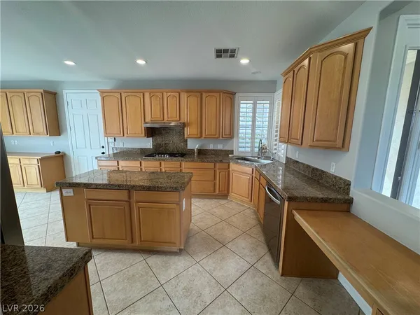 $3,400 | 1104 VÃa Appianna, Henderson, NV 89052