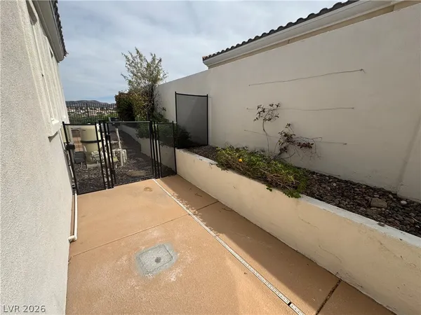 $3,400 | 1104 VÃa Appianna, Henderson, NV 89052