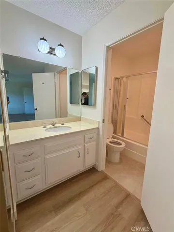 $3,200 | 2302 Via Puerta, Unit F, Laguna Woods, CA 92637