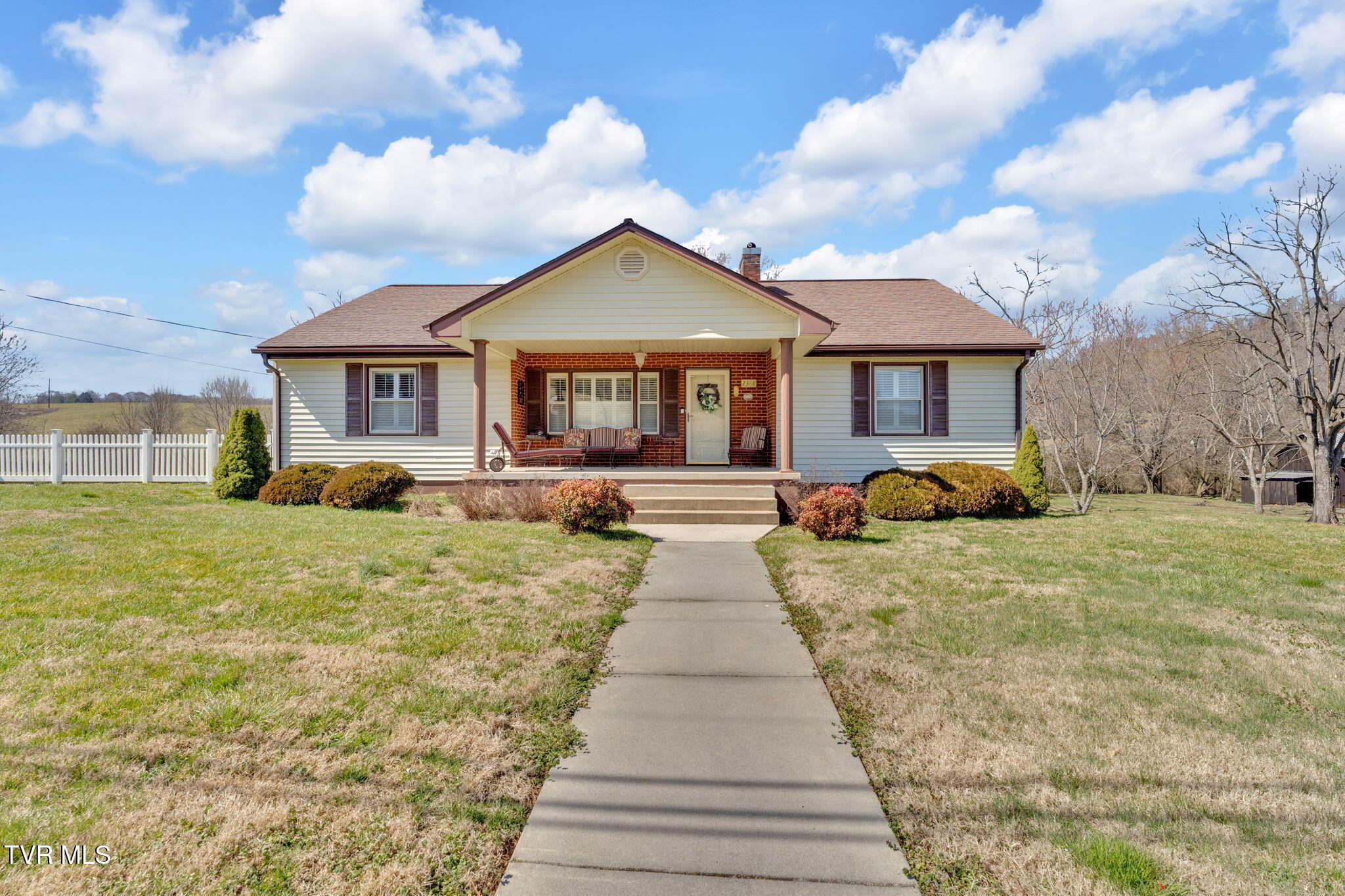 2368 Siam Road Elizabethton, TN 37643 - Photo 1 of 44 2368 Siam Road