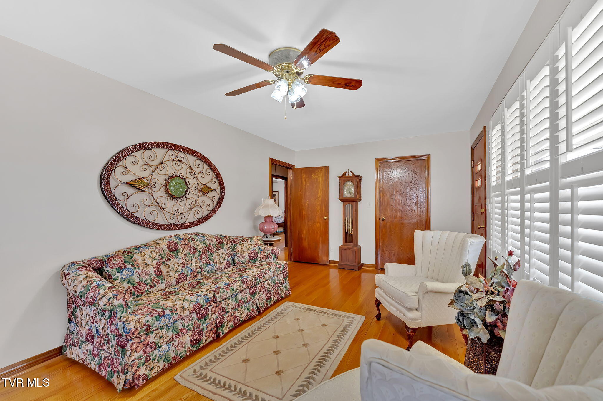 2368 Siam Road Elizabethton, TN 37643 - Photo 8 of 44 Formal Living Room #2