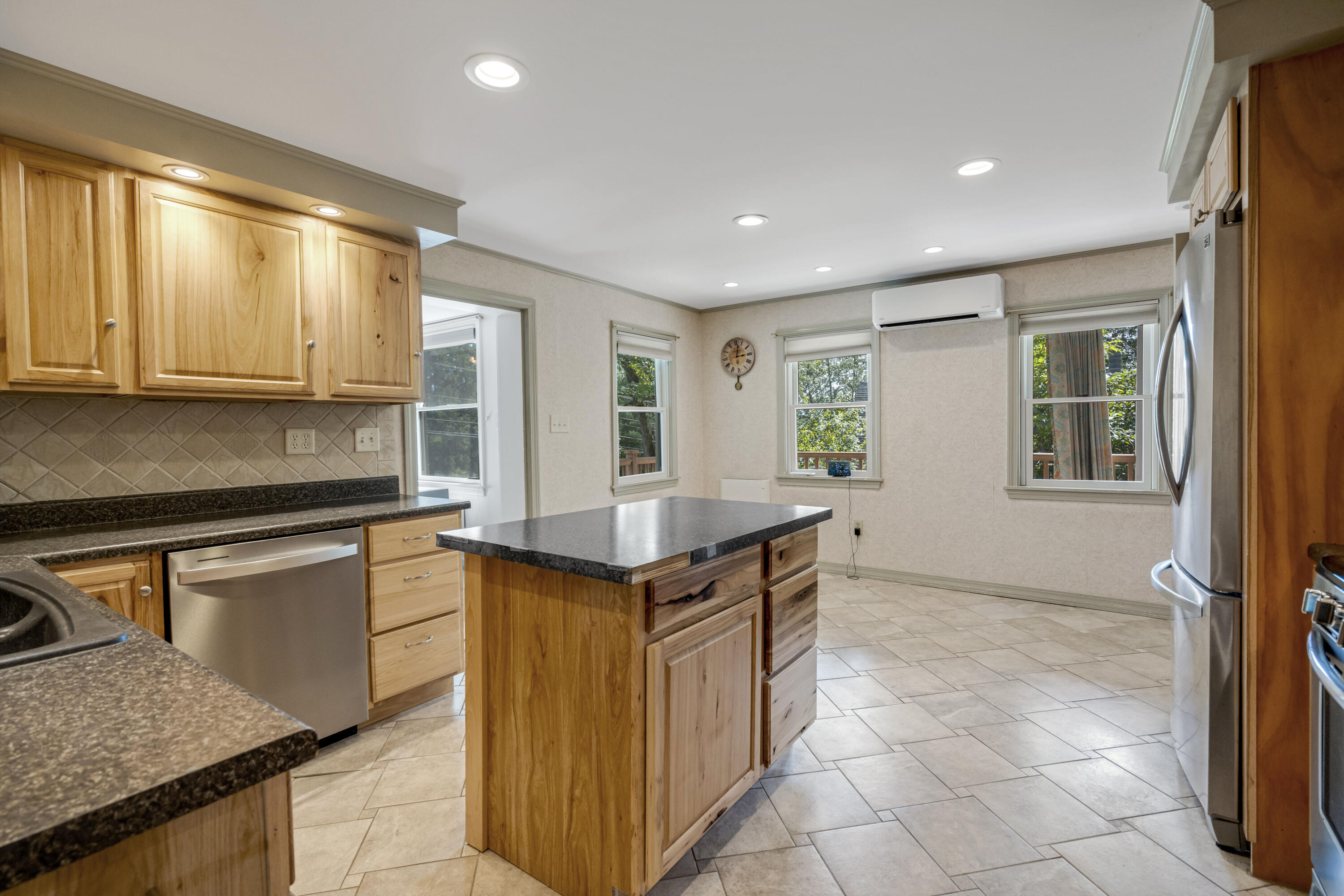 142 River Road Bowdoinham, ME 04008 - Photo 10 of 67 K 2