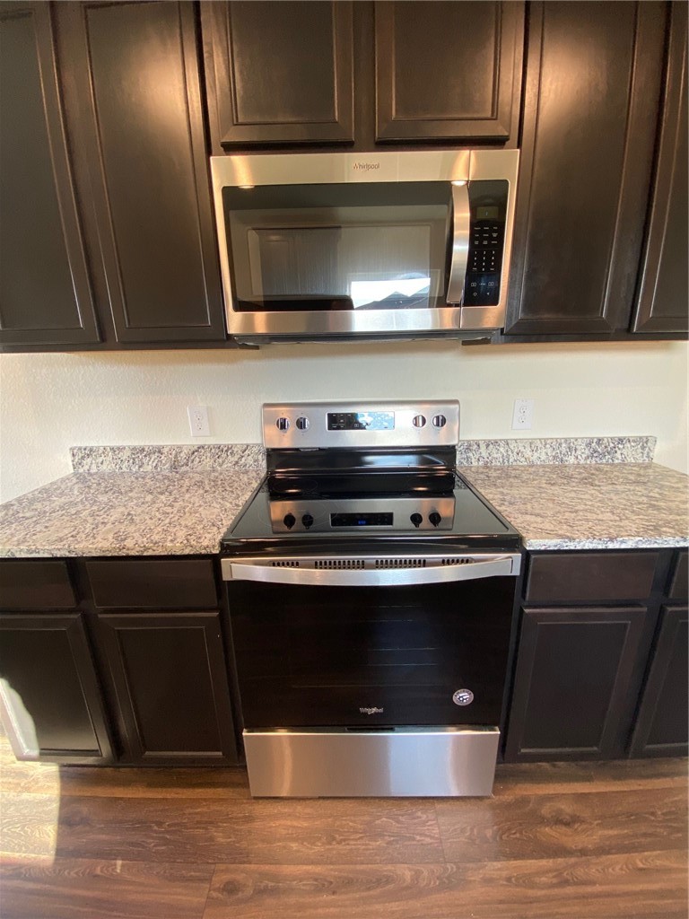 401 Hyacinth Way Jarrell, TX 76537 - Photo 15 of 24