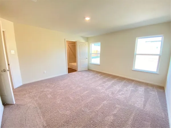 $1,795 | 401 Hyacinth Way, Jarrell, TX 76537