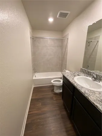 $1,795 | 401 Hyacinth Way, Jarrell, TX 76537