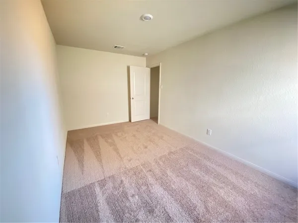 $1,795 | 401 Hyacinth Way, Jarrell, TX 76537