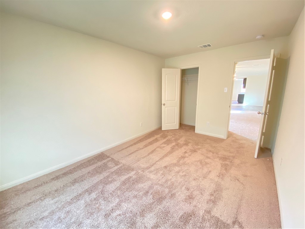 401 Hyacinth Way Jarrell, TX 76537 - Photo 10 of 24