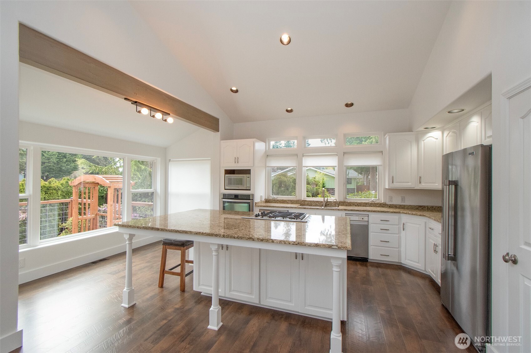 213 Sunset Place Sequim, WA 98382 - Photo 11 of 40