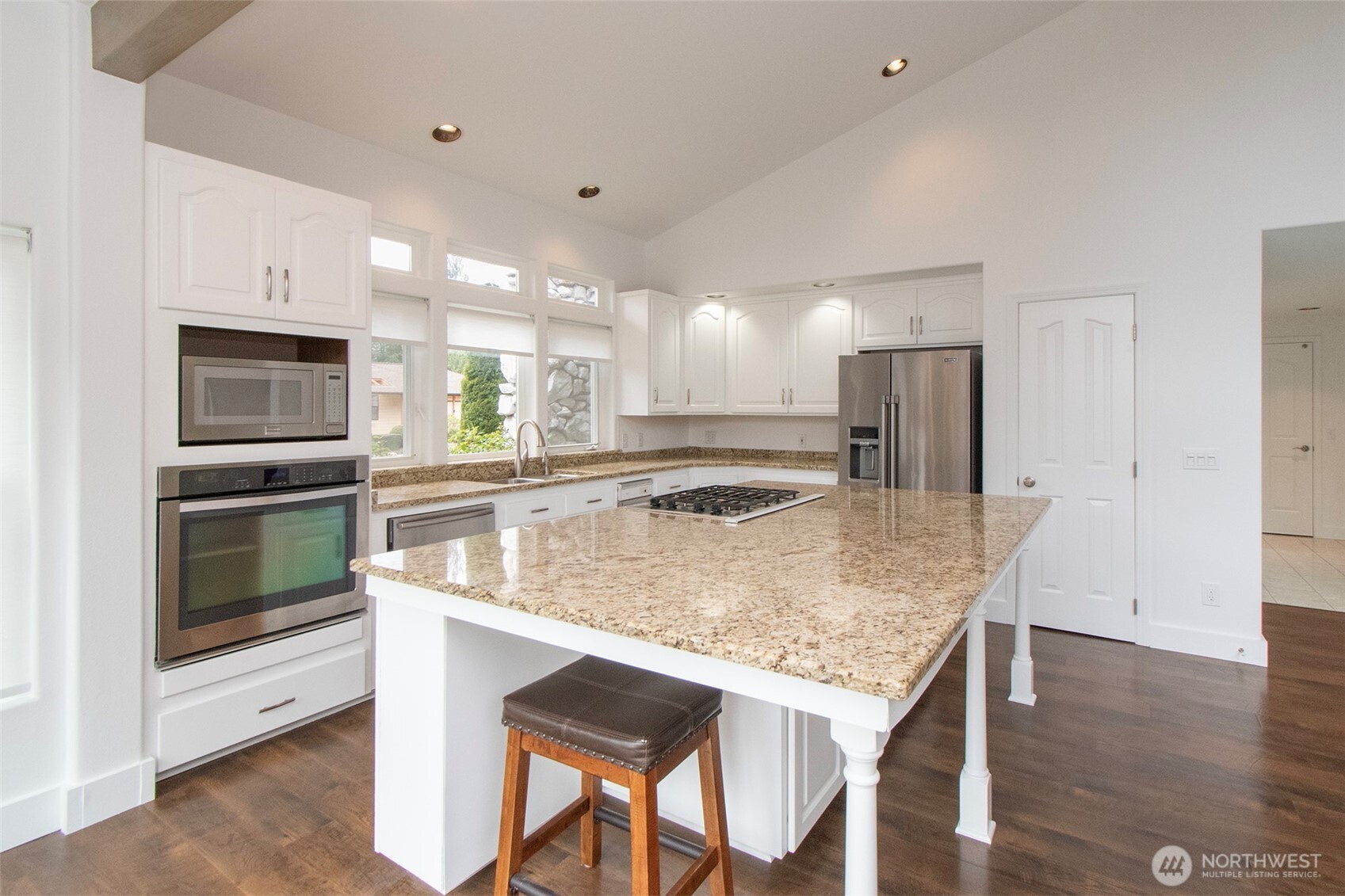 213 Sunset Place Sequim, WA 98382 - Photo 13 of 40