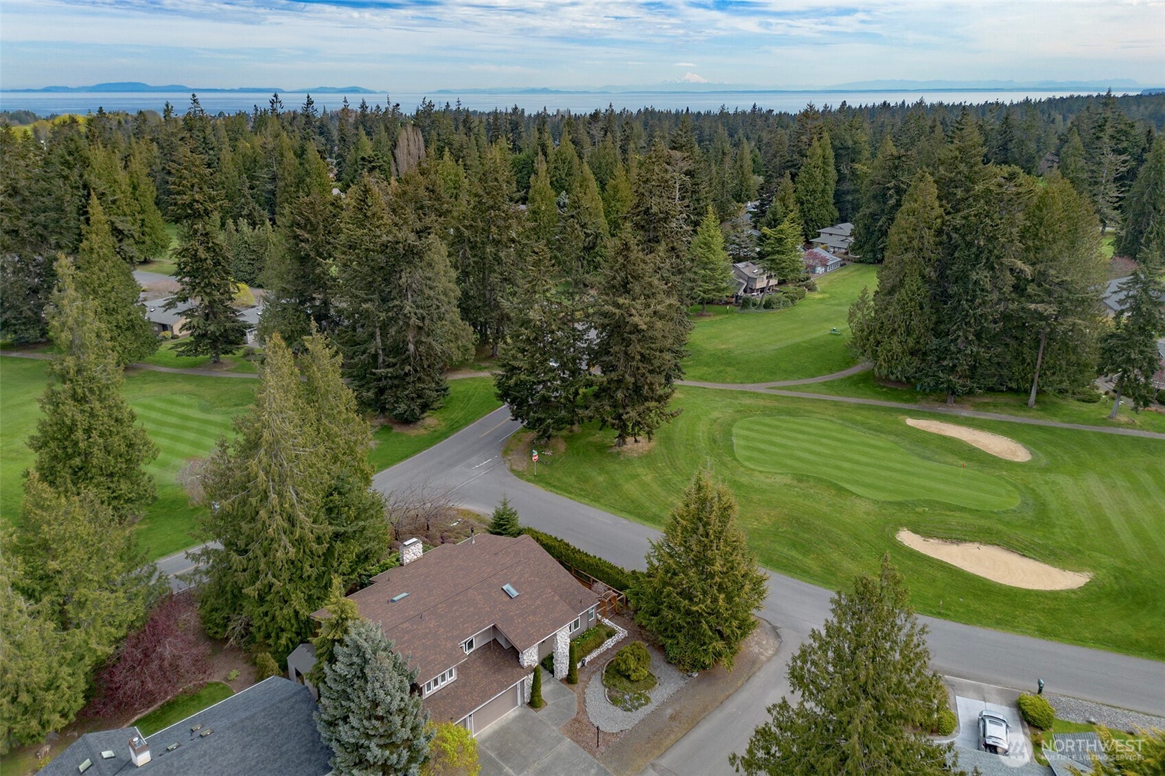 213 Sunset Place Sequim, WA 98382 - Photo 2 of 40