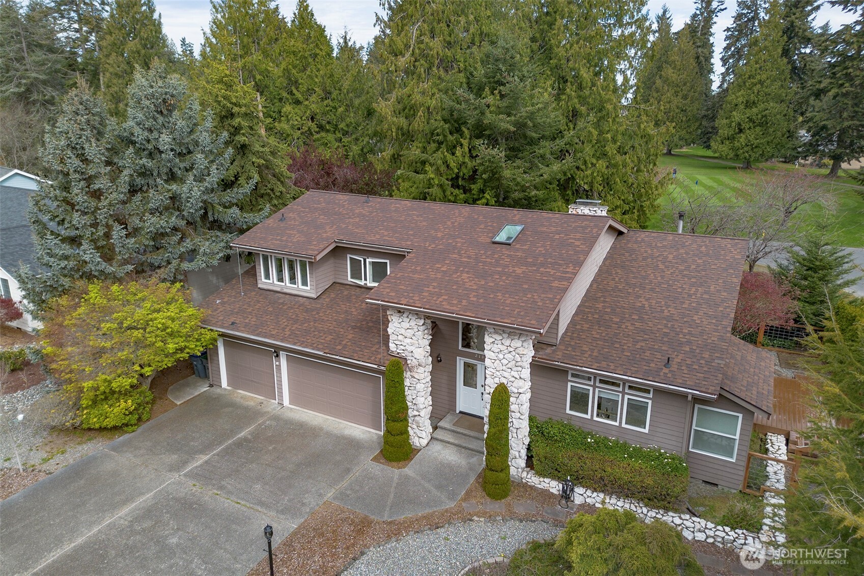 213 Sunset Place Sequim, WA 98382 - Photo 3 of 40