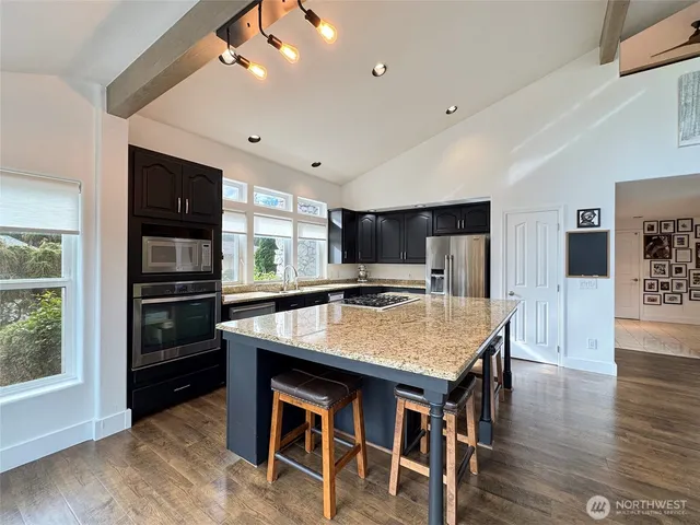 $799,000 | 213 Sunset Place, Sequim, WA 98382