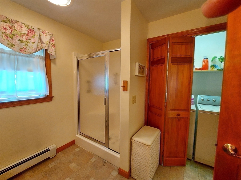 391 Clarkson Street Fall River, MA 02724 - Photo 21 of 31