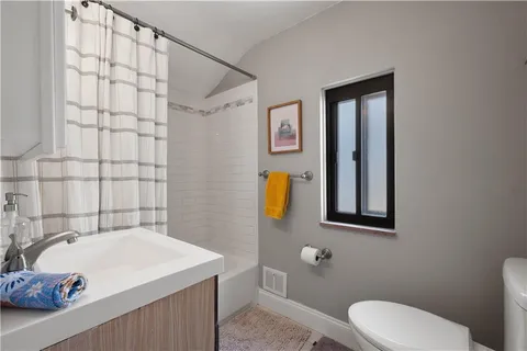 $367,500 | 148 Ryan Drive, Pittsburgh, PA 15220