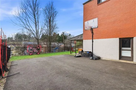 $367,500 | 148 Ryan Drive, Pittsburgh, PA 15220