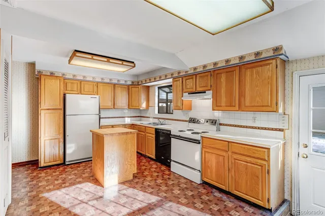 $425,000 | 4500 South Washington Street, Englewood, CO 80113