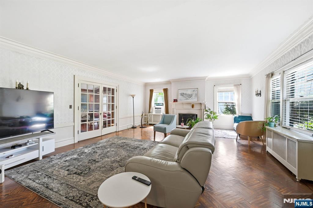415 Ridge Street Newark, NJ 07104 - Photo 13 of 23 Gallery Image 13