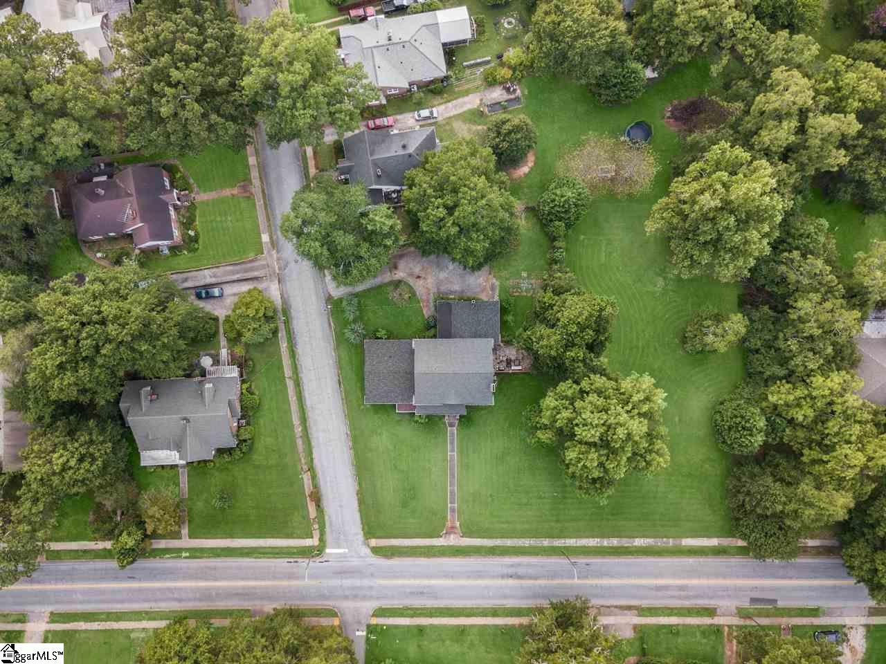 838 South Harper Street Laurens, SC 29360 - Photo 4 of 23