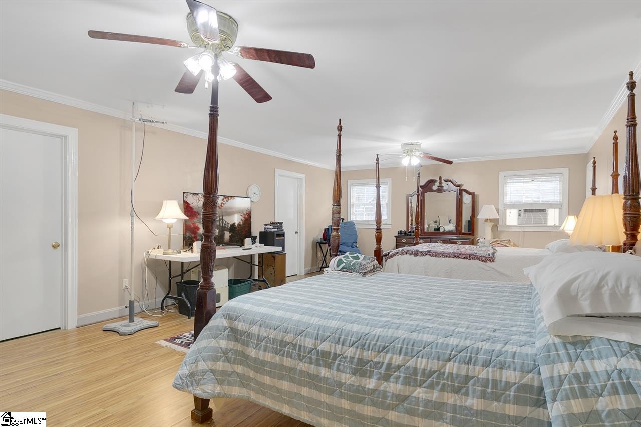 838 South Harper Street Laurens, SC 29360 - Photo 10 of 23