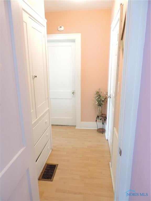 5833 Georgedale Road Toledo, OH 43613 - Photo 17 of 23 Gallery Image 17