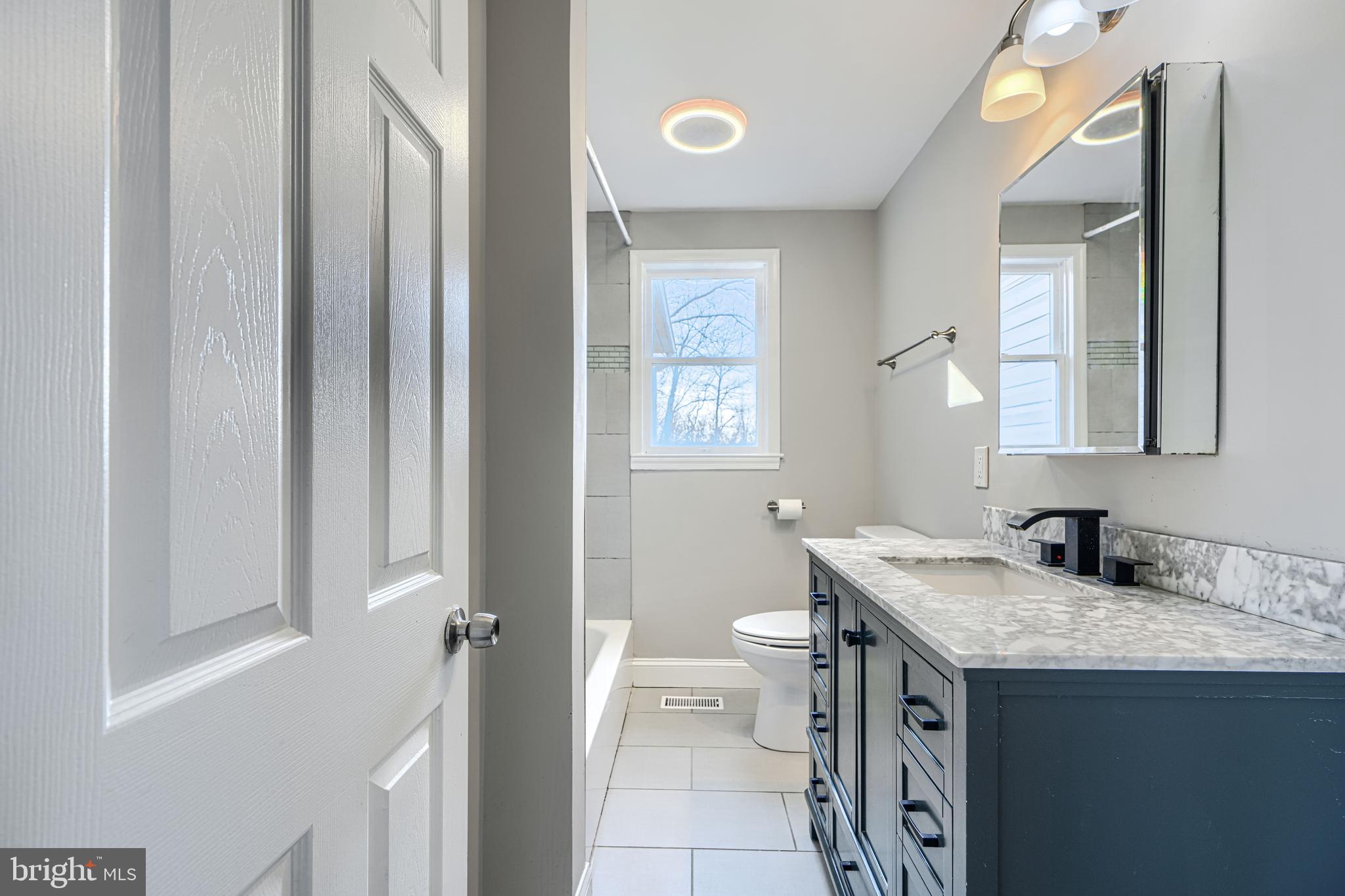 1203 Hilldale Road Baltimore, MD 21237 - Photo 19 of 50 Full Bath