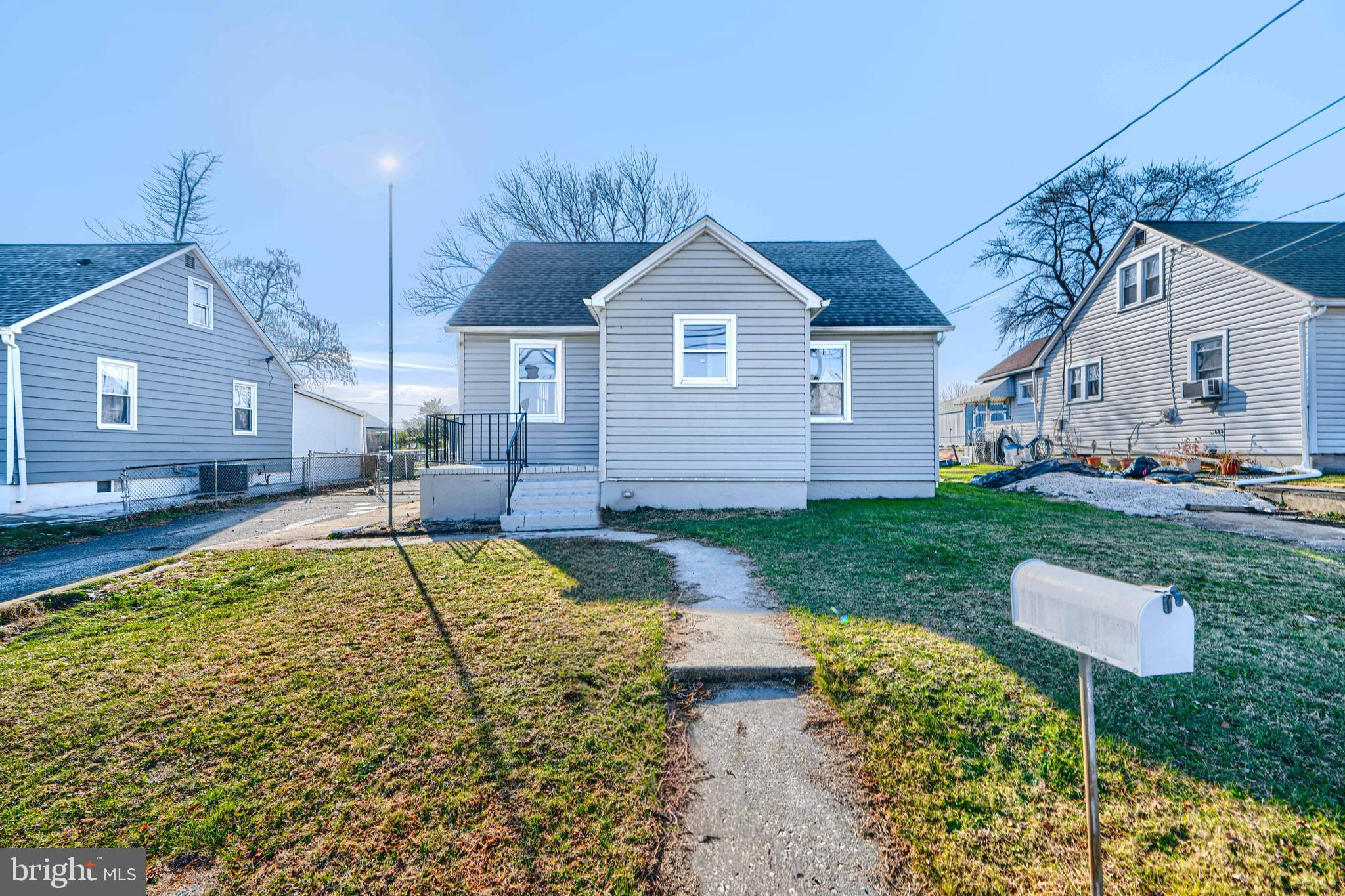 1203 Hilldale Road Baltimore, MD 21237 - Photo 3 of 50