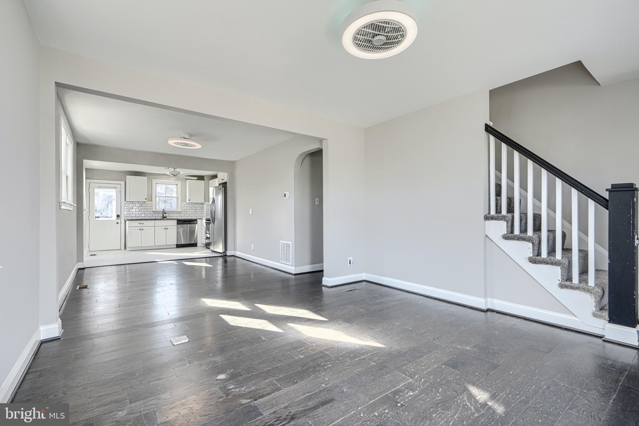 1203 Hilldale Road Baltimore, MD 21237 - Photo 4 of 50