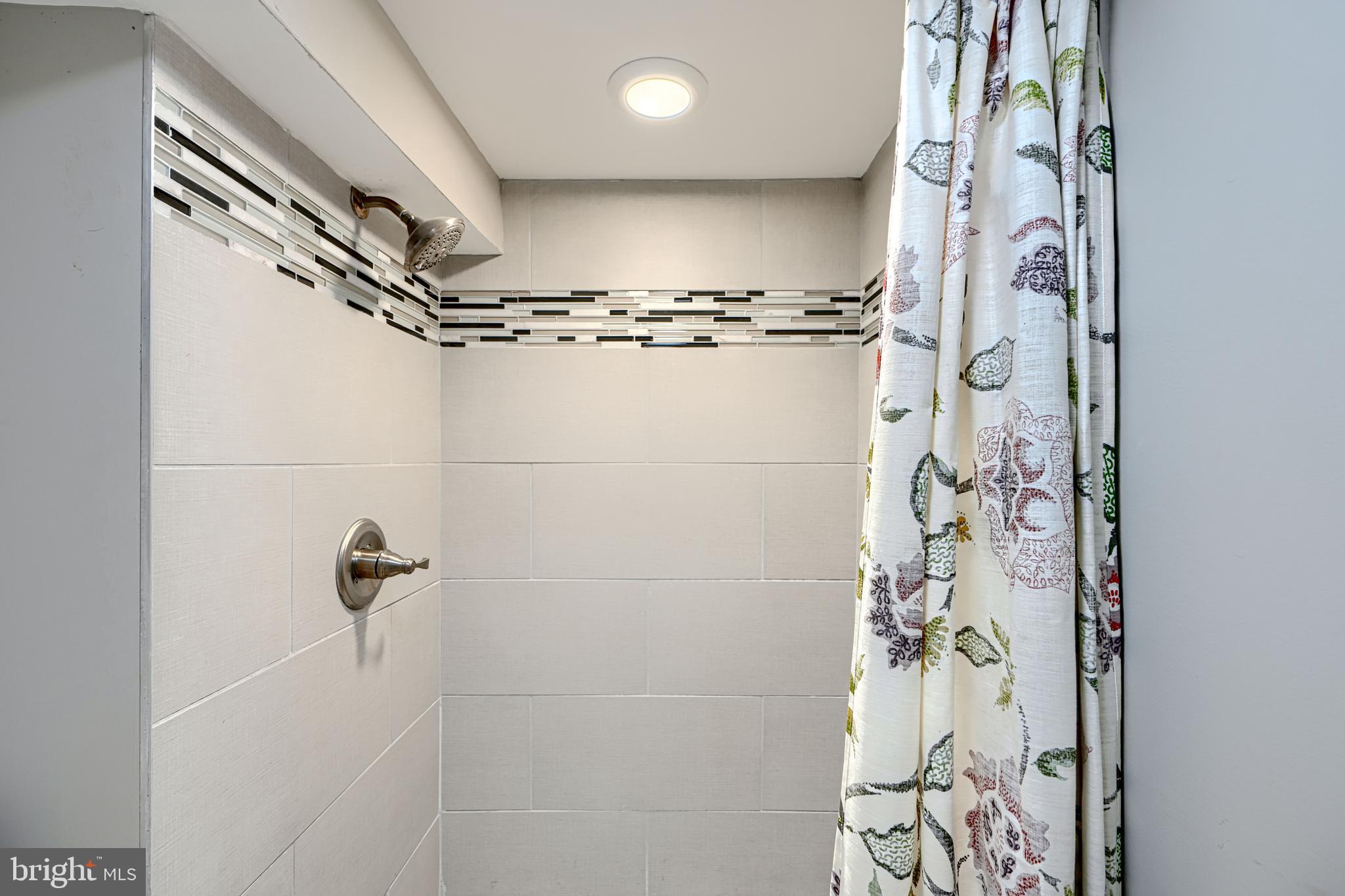 1203 Hilldale Road Baltimore, MD 21237 - Photo 43 of 55