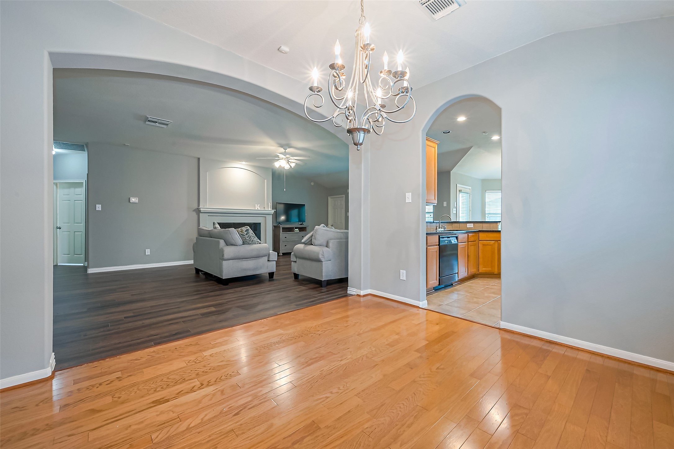 1007 Casting Springs Way Spring, TX 77373 - Photo 17 of 43