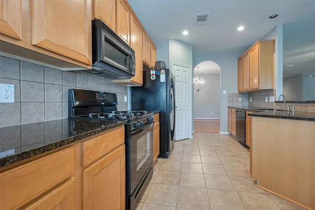 $2,400 | 1007 Casting Springs Way, Spring, TX 77373