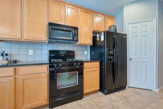 $2,400 | 1007 Casting Springs Way, Spring, TX 77373