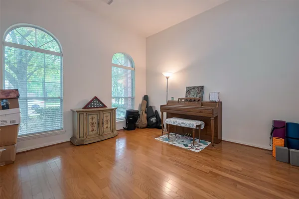 $2,400 | 1007 Casting Springs Way, Spring, TX 77373