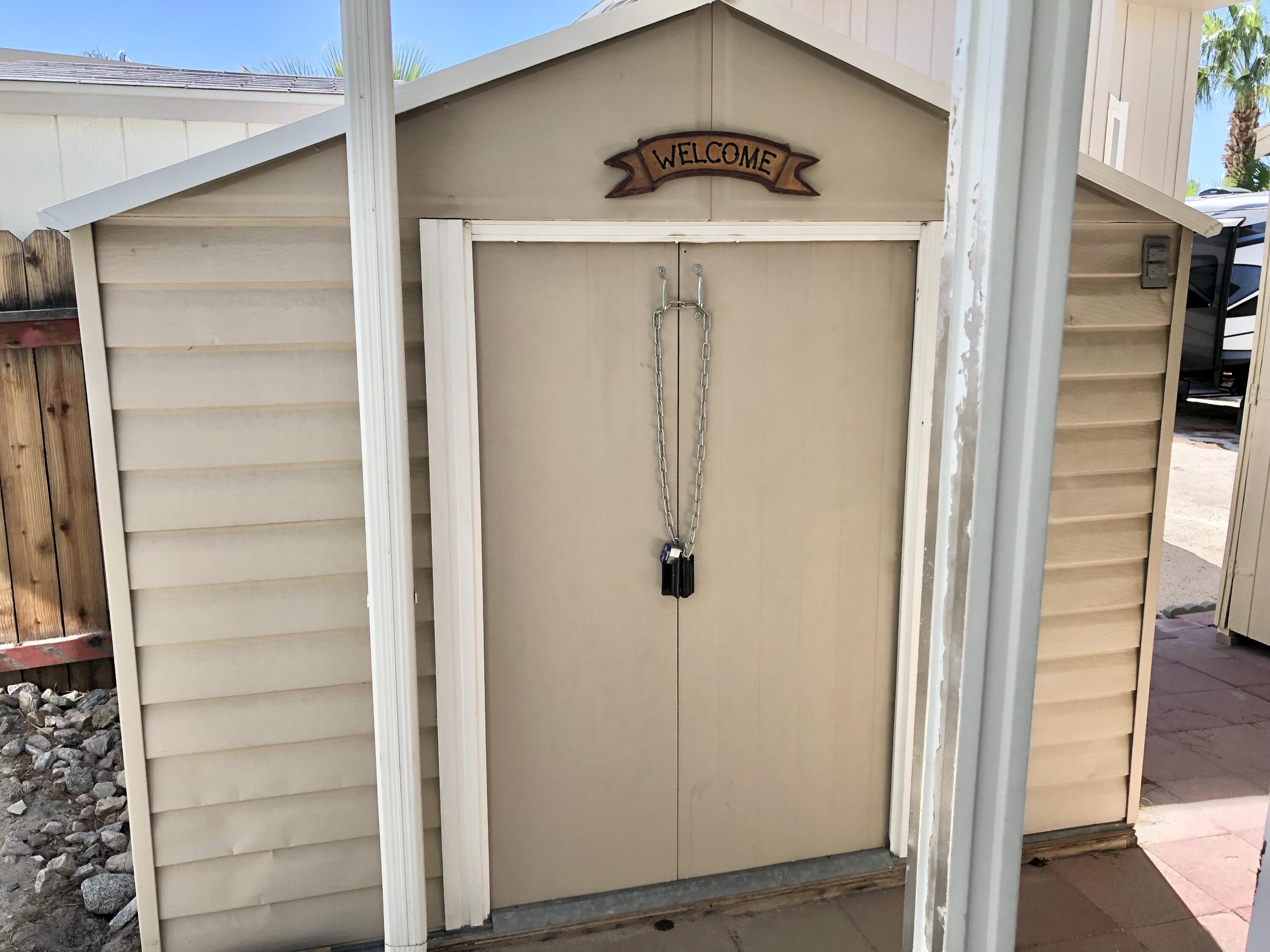 74711 Dillon Road Desert Hot Springs, CA 92241 - Photo 15 of 44 a view of entrance