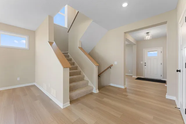 $599,990 | 15714 Granada Avenue North, Hugo, MN 55038