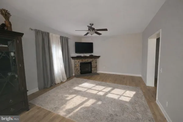 $3,150 | 68 Glacier Way, Stafford, VA 22554