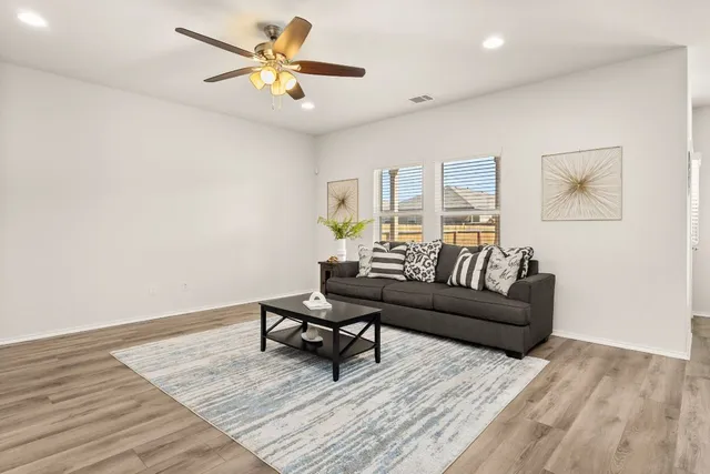 $2,150 | 2946 Wolfcreek, New Braunfels, TX 78130