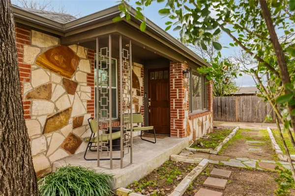 $3,500 | 3005 East 14th Street, Austin, TX 78702