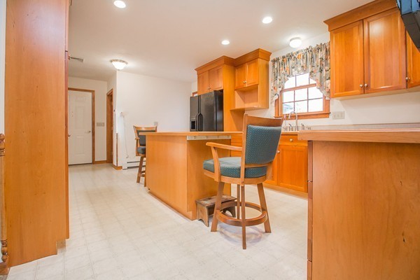 1 Thornton Street Mendon, MA 01756 - Photo 5 of 22 Gallery Image 5
