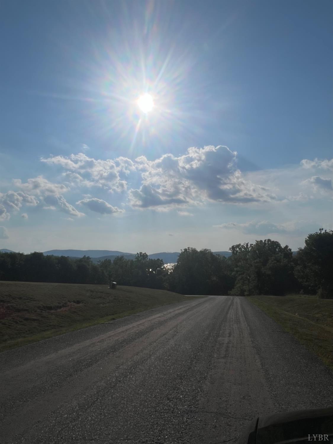 57 Sandy Court Gretna, VA 24557 - Photo 3 of 13