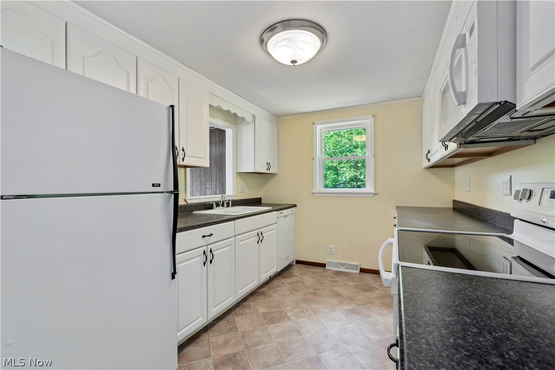 68282 Patterson Road Bridgeport, OH 43912 - Photo 11 of 32 Gallery Image 11