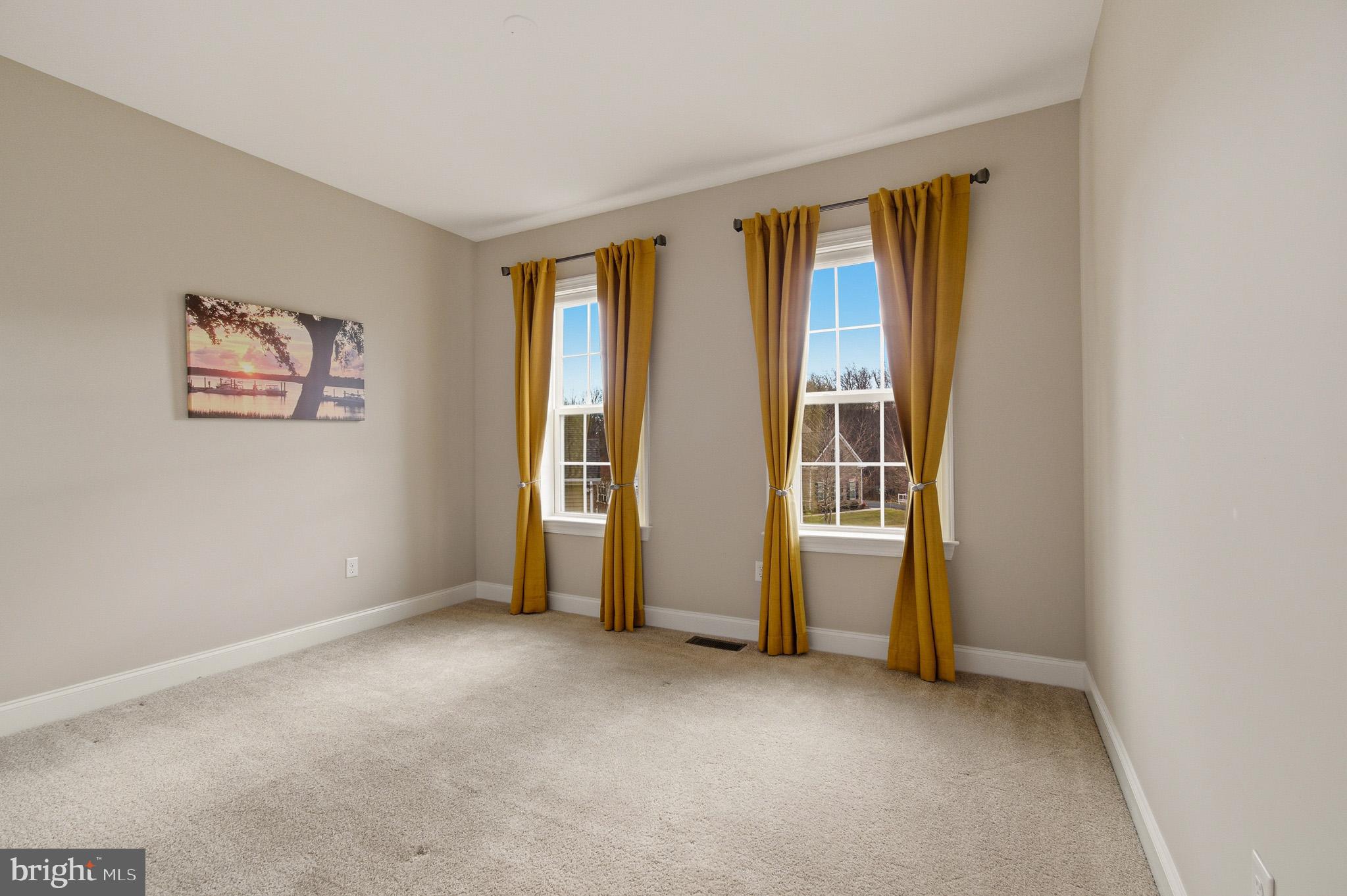 805 Lower Barn Way Olney, MD 20832 - Photo 54 of 77 an empty room with windows