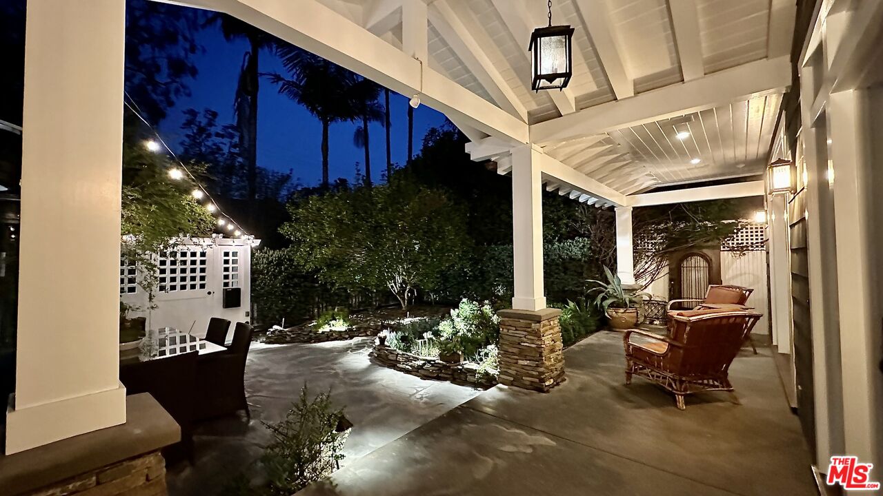 910 Marco Place Venice, CA 90291 - Photo 1 of 43 a building outdoor space with patio furniture and potted plants