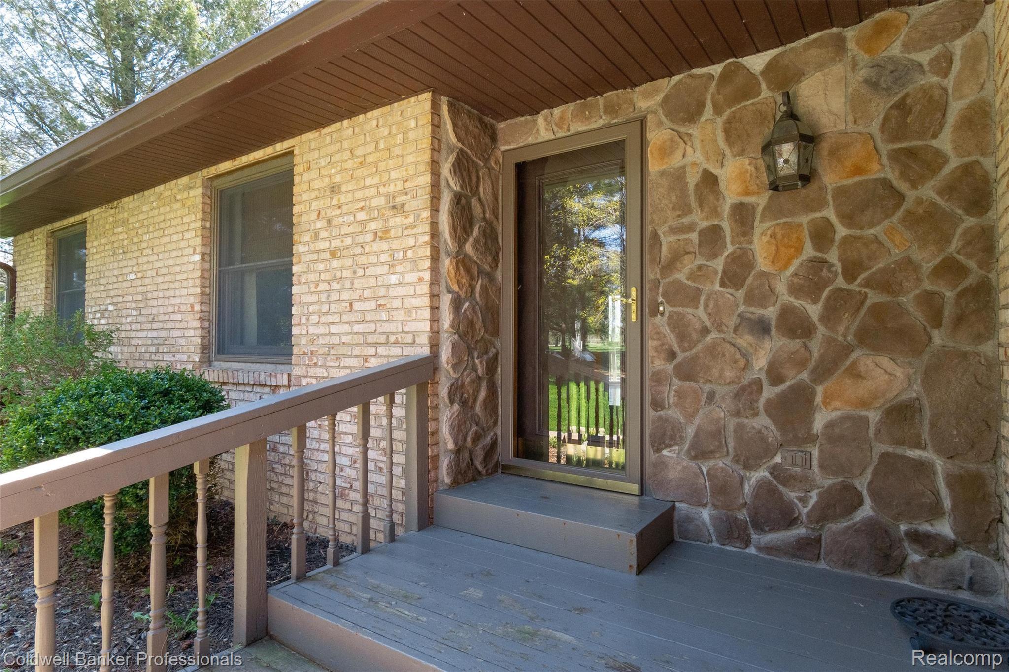 5558 Lum Road Attica, MI 48412 - Photo 5 of 61 Exteriors (4 of 27).jpg